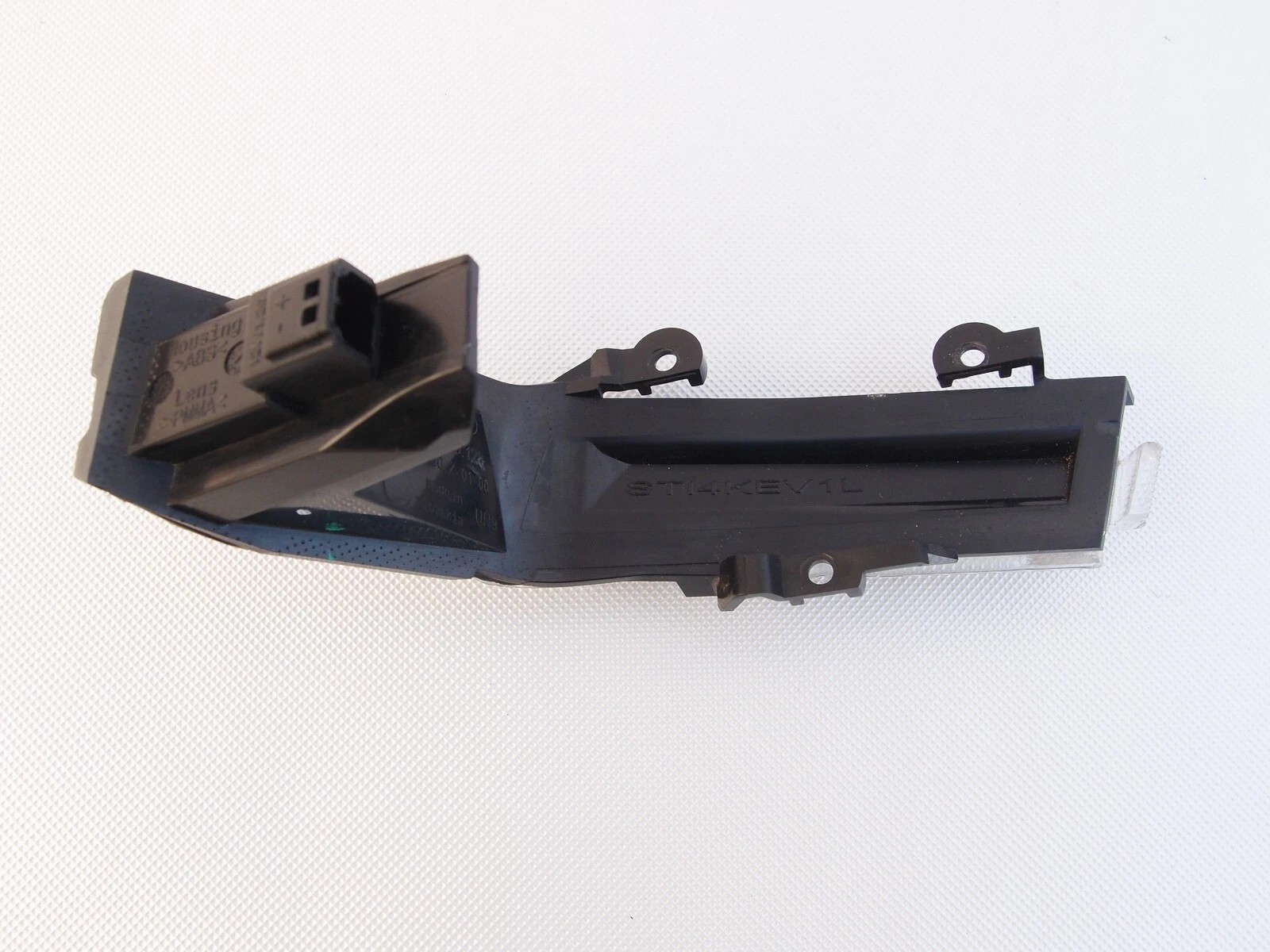 resimler/genel/AUDİ  Audi a6 e-tron ayna sinyali sol sıfır 2025 85e949127