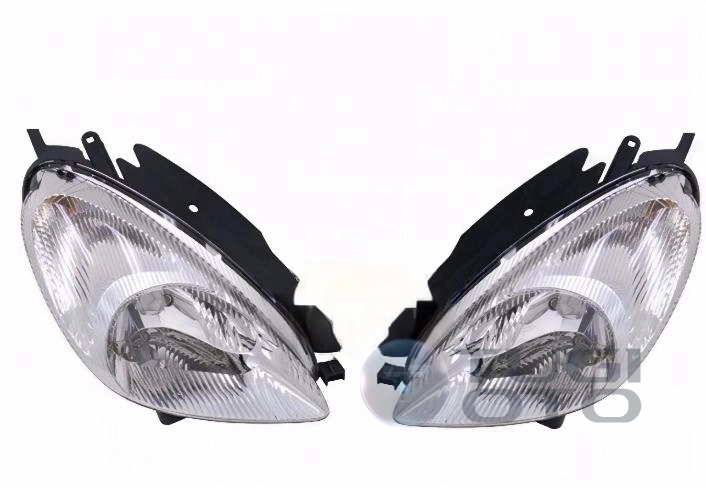 ÖN FAR SAĞ XSARA PICASSO 2001-