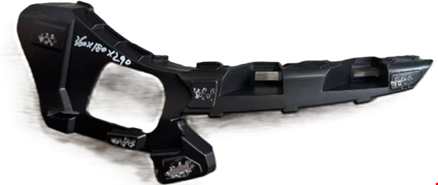 ÖN TAMPON BRAKETİ SOL MEGANE 4 2020-