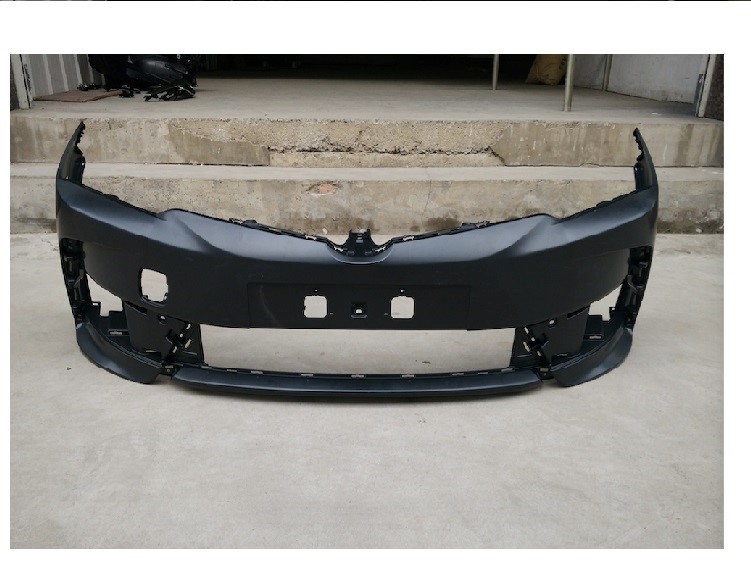 ÖN TAMPON COROLLA 2017-