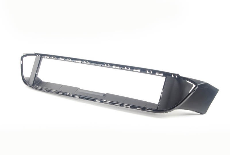 ÖN TAMPON ORTA IZGARA ÇERÇEVESİ (M-TECH) F10 2010-