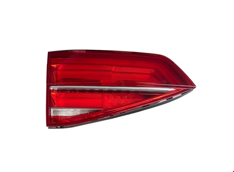 STOP LAMBASI İÇ SOL (LEDLİ) JETTA 2015-